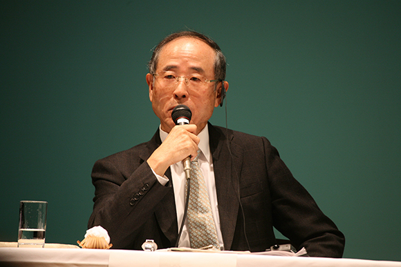 村上氏